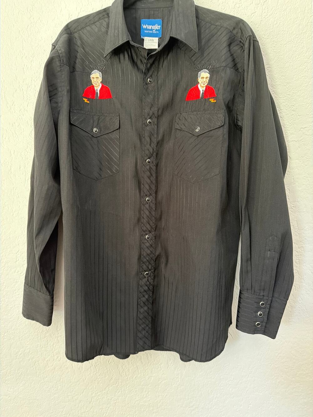 Mr. Rogers Wrangler button down size large